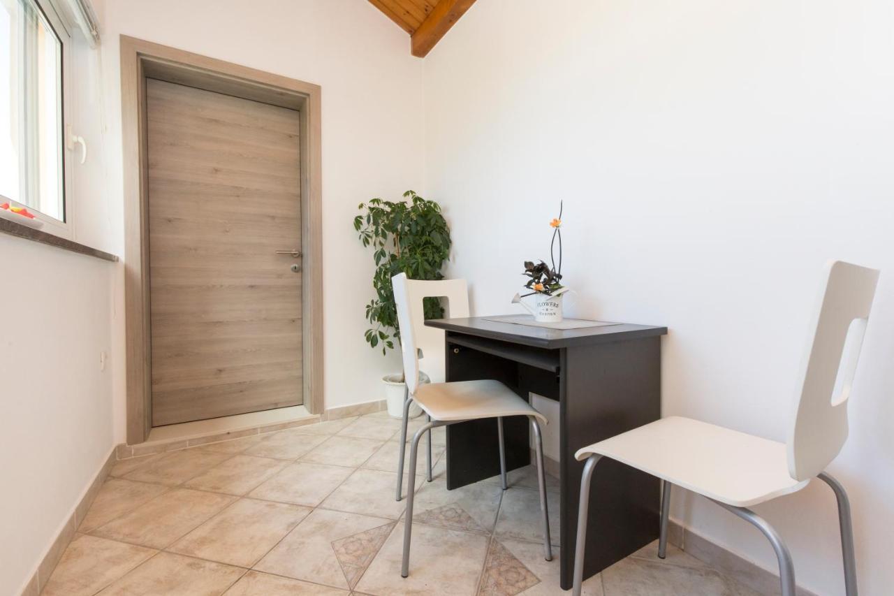 Apartment Am Koromačno Екстериор снимка